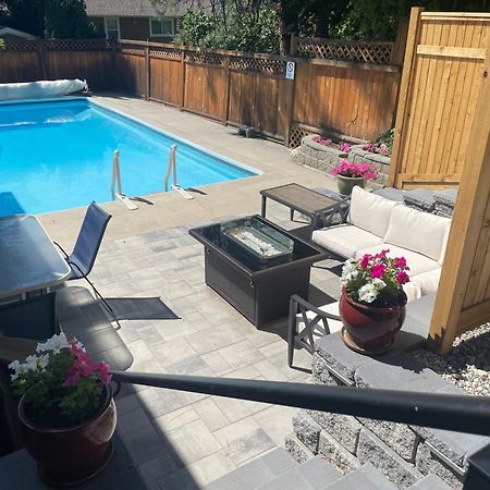 Bright Poolside Walkout Two Bedroom Basement Suite In The Okanagan Πέντικτον Εξωτερικό φωτογραφία
